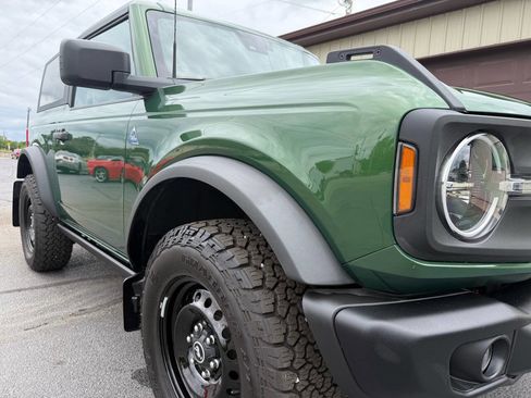Used 2023 Ford Bronco Black Diamond image 50