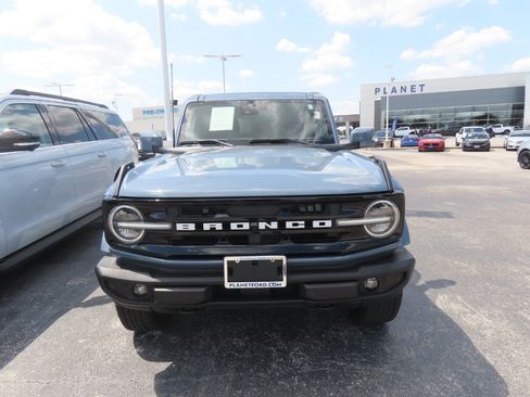 Used 2024 Ford Bronco Outer Banks AWD/4WD image 5