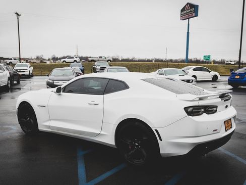 Used 2019 Chevrolet Camaro SS image 11