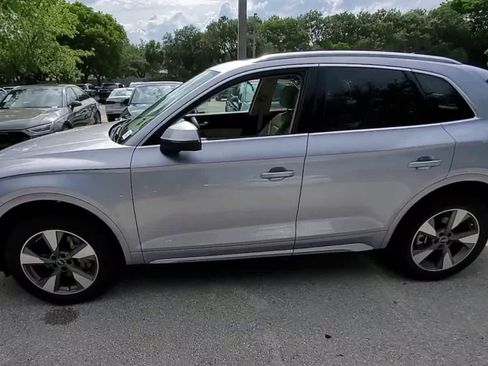 Used 2023 Audi Q5 2.0T Premium Plus w/ Premium Plus Package AWD/4WD image 6