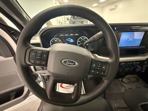 New 2026 Ford F250 XL w/ XL Chrome Package RWD image 14