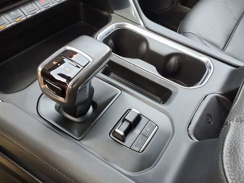 Used 2022 GMC Sierra 1500 Denali w/ Technology Package image 37