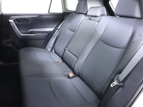 Used 2022 Toyota RAV4 LE AWD/4WD image 29