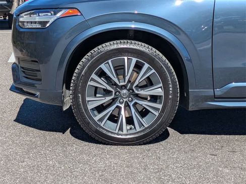 Used 2020 Volvo XC90 T6 Momentum w/ Protection Package Premier image 10