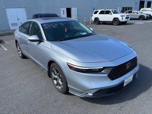 Used 2023 Honda Accord EX image 2