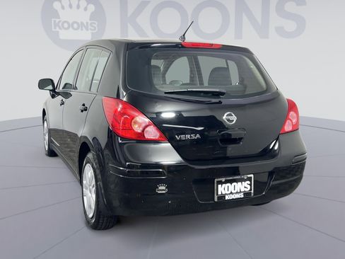 Used 2011 Nissan Versa 1.8 S w/ PWR Plus Pkg image 4