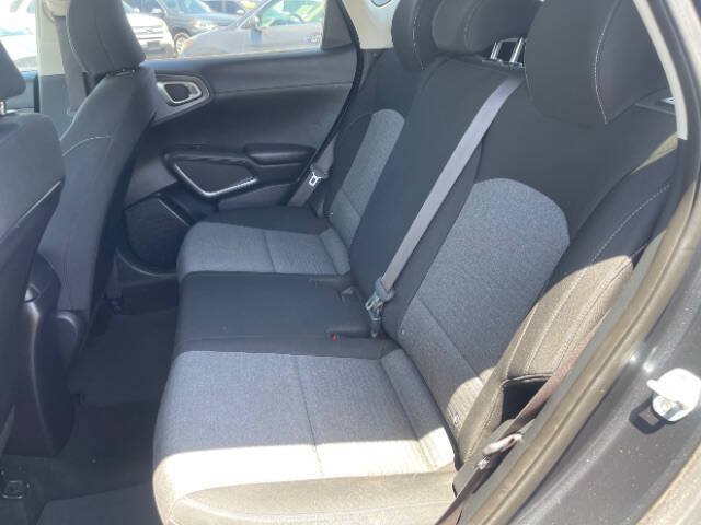 Used 2020 Kia Soul S FWD image 12