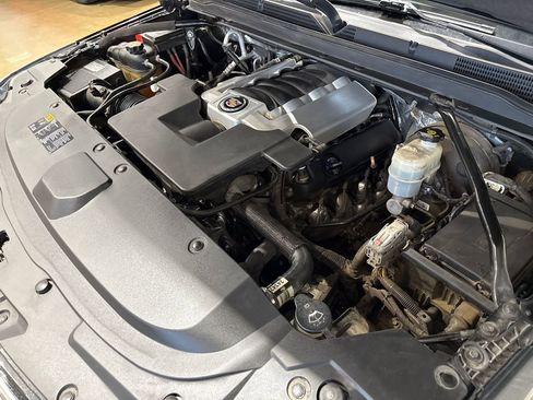 Used 2015 Cadillac Escalade Premium RWD image 48