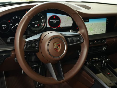 Used 2022 Porsche 911 Carrera S RWD image 12
