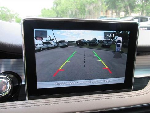 Used 2022 Lincoln Corsair FWD w/ Premium Package image 29