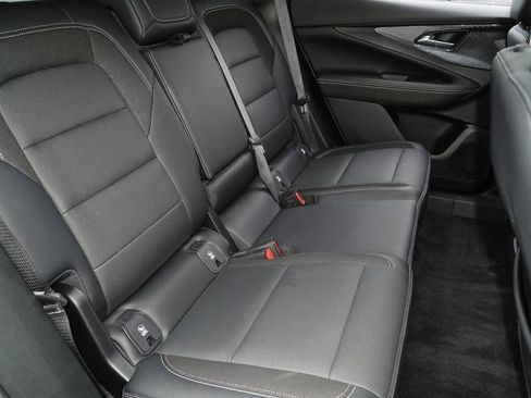 Certified 2025 Chevrolet Blazer EV LT w/ Super Cruise Package AWD/4WD image 19