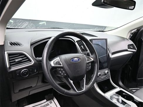 Used 2022 Ford Edge SEL w/ Convenience Package image 14