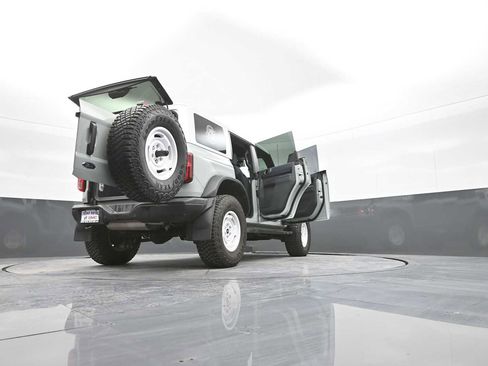 Used 2023 Ford Bronco Heritage Edition image 74
