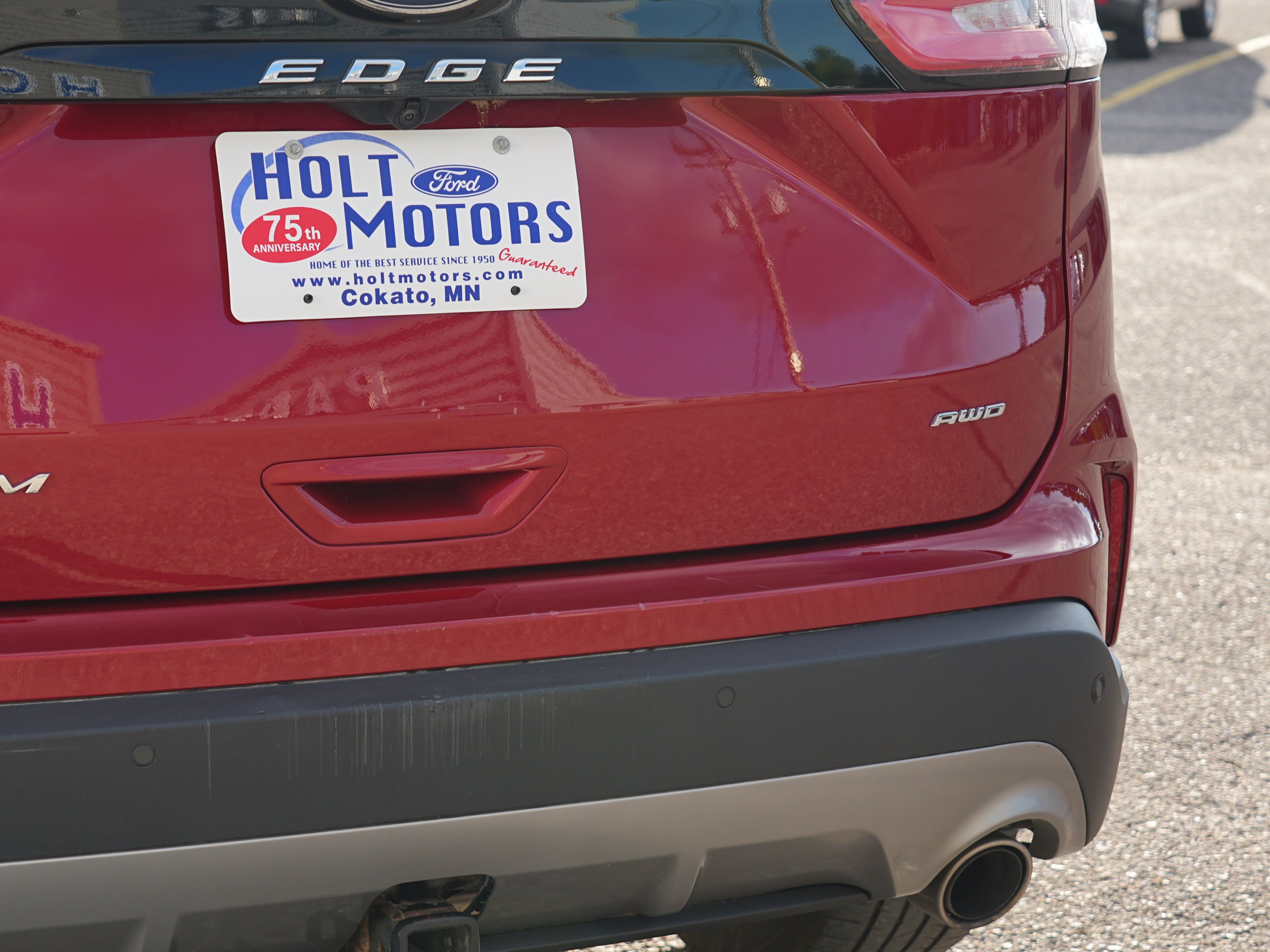Used 2022 Ford Edge Titanium w/ Class II Trailer Tow Package AWD/4WD image 12