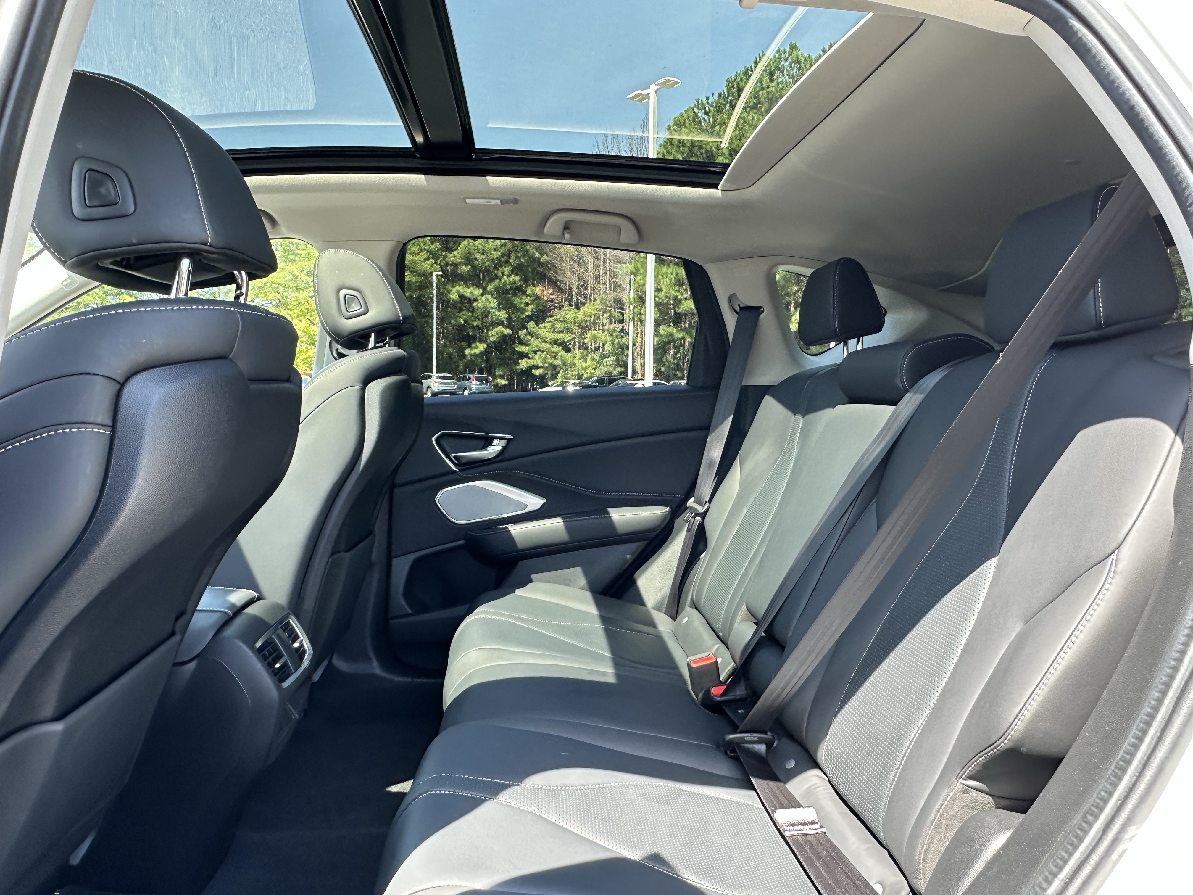 Used 2023 Acura RDX w/ Technology Package FWD image 51
