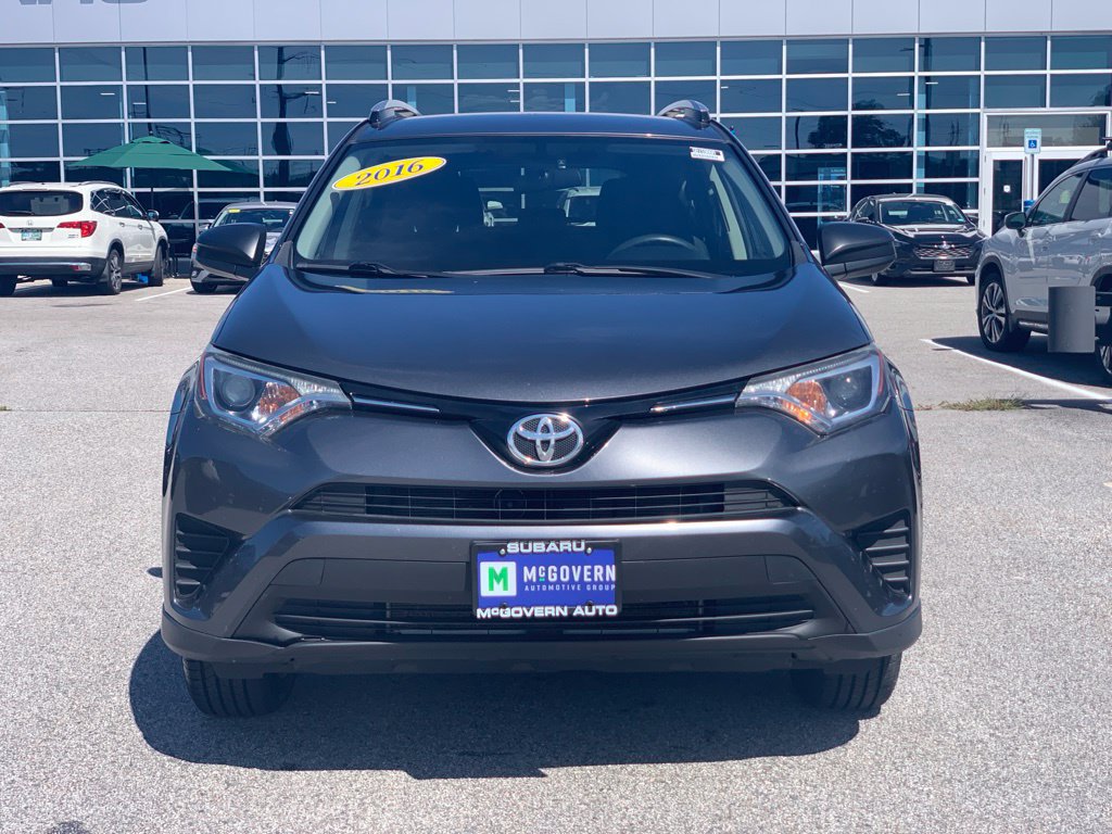 Used 2016 Toyota RAV4 LE AWD/4WD image 3
