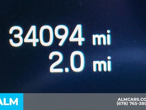 Used 2023 Porsche Cayenne Platinum Edition image 73