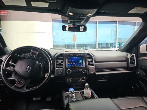 Used 2021 Ford Expedition Max Limited image 16