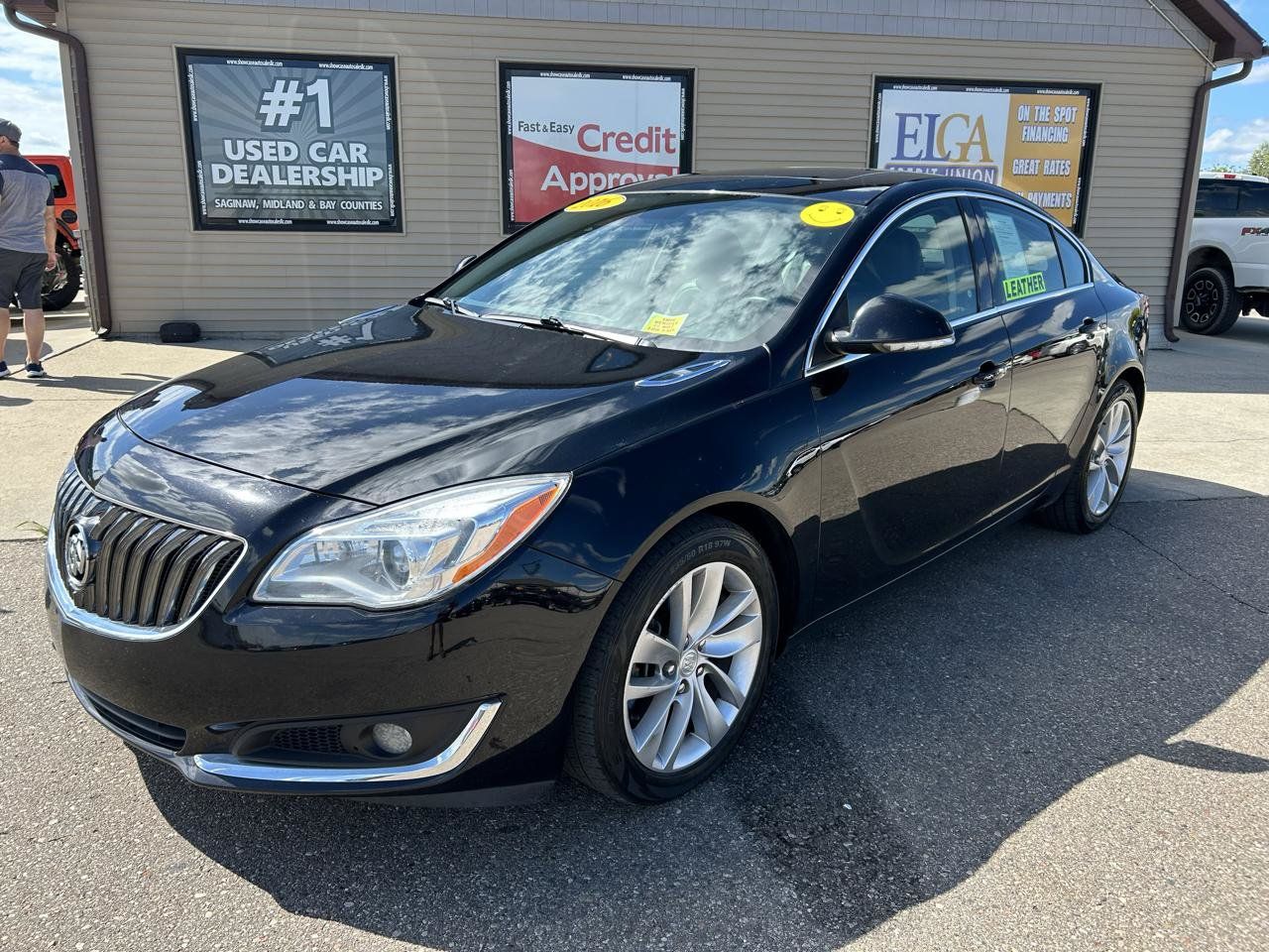 Used 2016 Buick Regal Premium FWD image 1