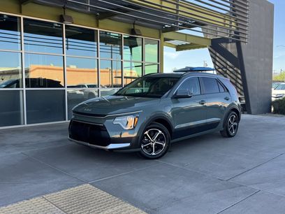 Used 2024 Kia Niro EX