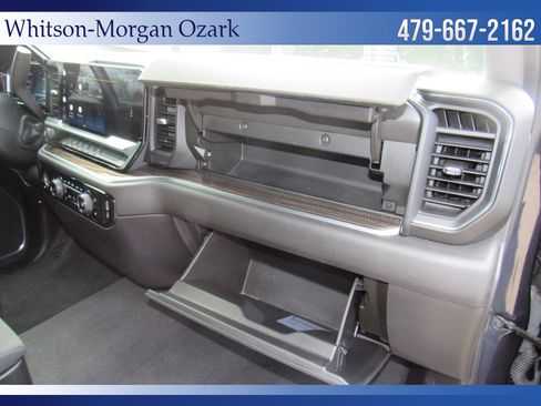 Used 2022 Chevrolet Silverado 1500 LT image 32