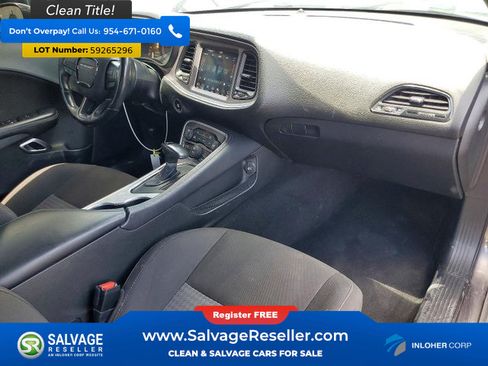 Used 2019 Dodge Challenger R/T Scat Pack w/ Shaker Package RWD image 11