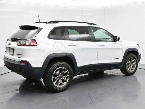 Used 2022 Jeep Cherokee Trailhawk w/ Premium Leather Package AWD/4WD image 7