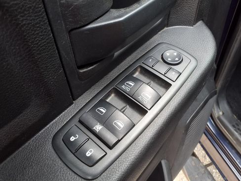 Used 2013 RAM 1500 Express AWD/4WD image 16