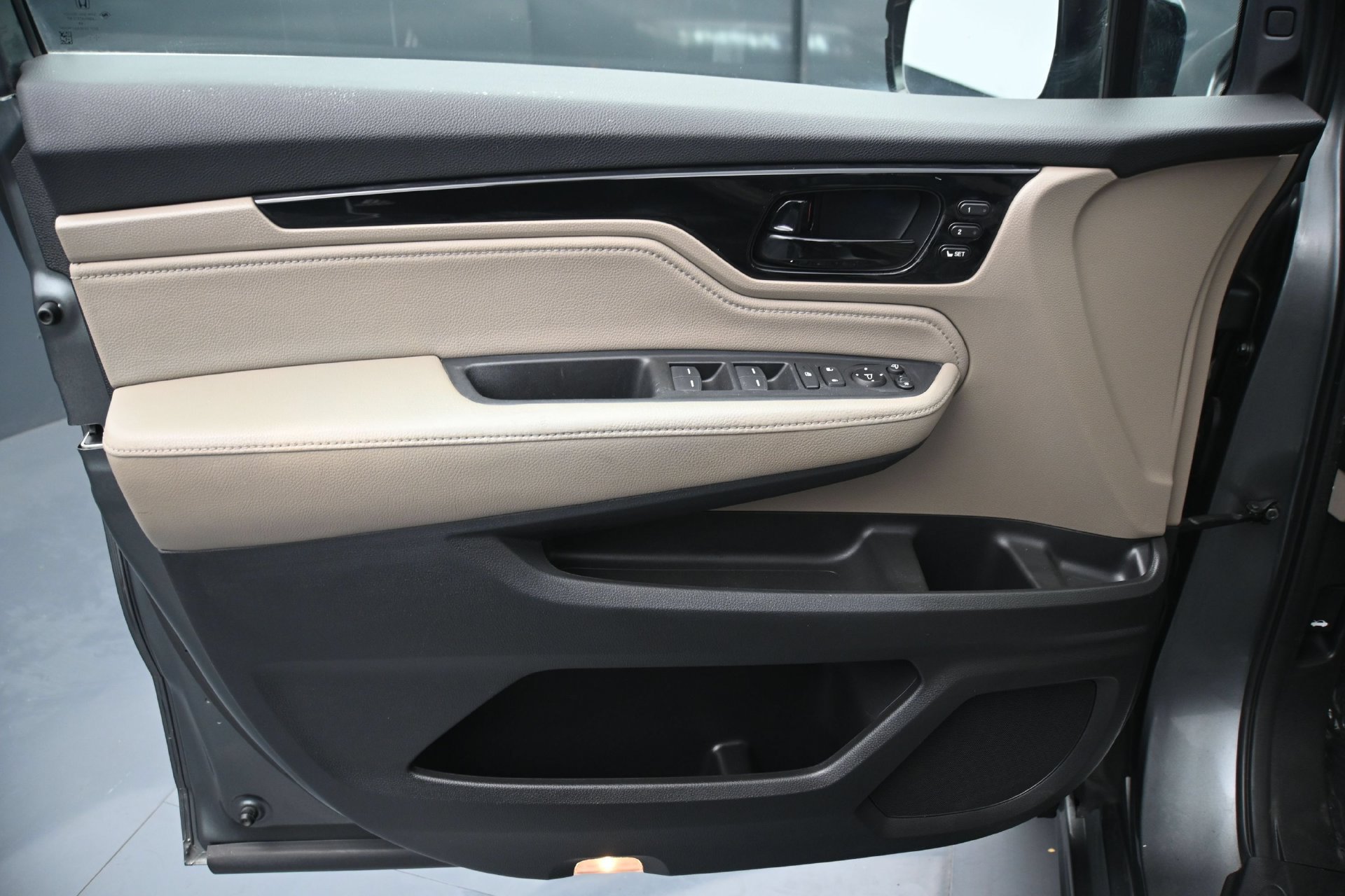 Used 2019 Honda Odyssey Elite image 19