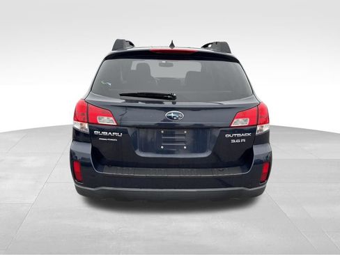 Used 2014 Subaru Outback 3.6R Limited image 9
