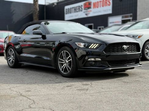Used 2016 Ford Mustang Premium image 42