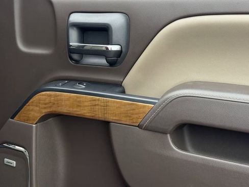 Used 2016 Chevrolet Silverado 1500 LTZ w/ Texas Edition RWD image 28