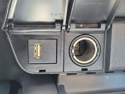 Used 2024 Toyota Camry LE FWD image 28