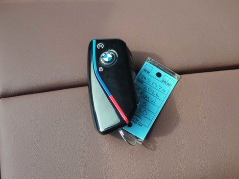 Used 2026 BMW X5 M60i AWD/4WD image 36