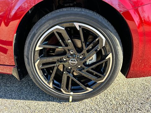 New 2026 Nissan Sentra SR w/ SR Premium Package image 12