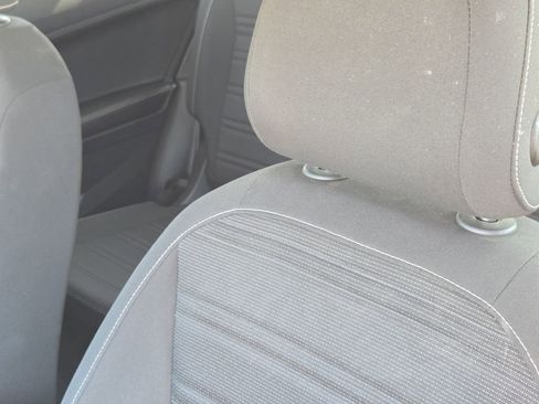 Used 2022 Volkswagen Tiguan S image 10