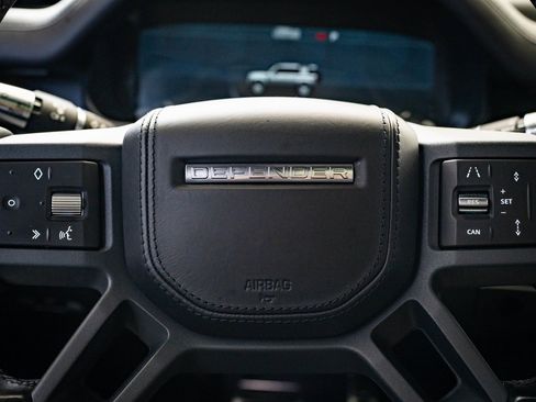 Used 2021 Land Rover Defender 110 X image 28