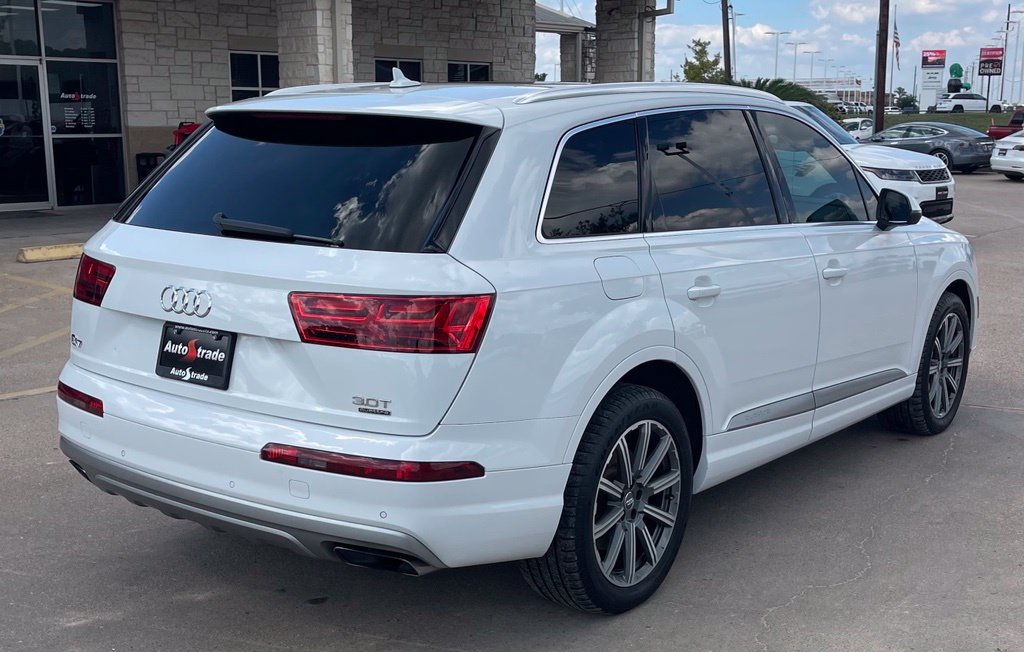 Used 2018 Audi Q7 3.0T Prestige AWD/4WD image 4