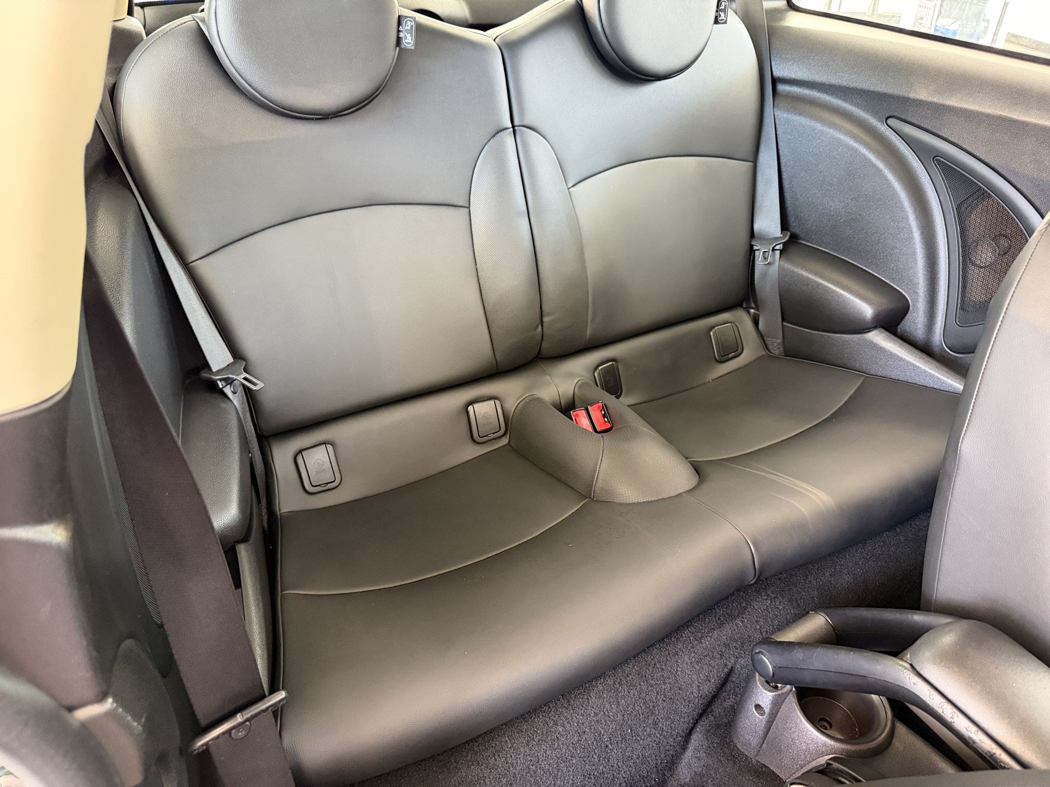 Used 2013 MINI Cooper Hardtop FWD image 25