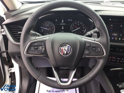 Used 2022 Buick Envision Essence w/ Safety Package image 33