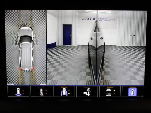 Used 2024 GMC Yukon XL SLT w/ SLT Luxury Package image 21