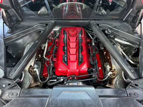 Used 2021 Chevrolet Corvette Stingray Premium Cpe w/ Z51 Performance Package image 32