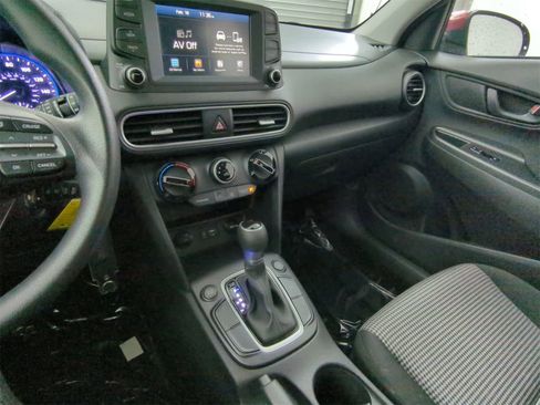 Used 2019 Hyundai Kona SE image 26