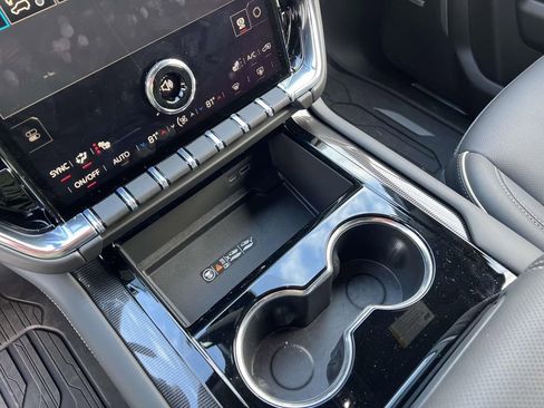 New 2026 GMC Yukon XL Elevation w/ LPO, Floor Liner Package image 30