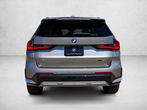 New 2027 BMW X1 xDrive28i AWD/4WD image 6