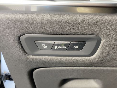 New 2026 BMW X5 xDrive40i w/ Climate Comfort Package image 16