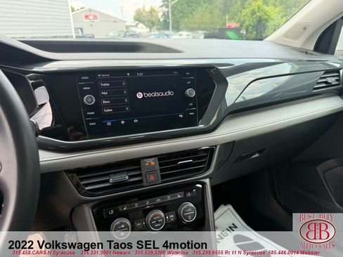 Used 2022 Volkswagen Taos SEL AWD/4WD image 20