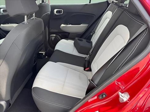 Certified 2024 Hyundai Venue SEL FWD image 13