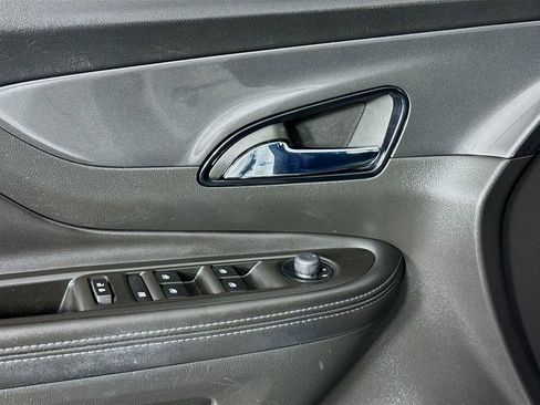 Used 2022 Buick Encore Preferred w/ Safety Package image 19