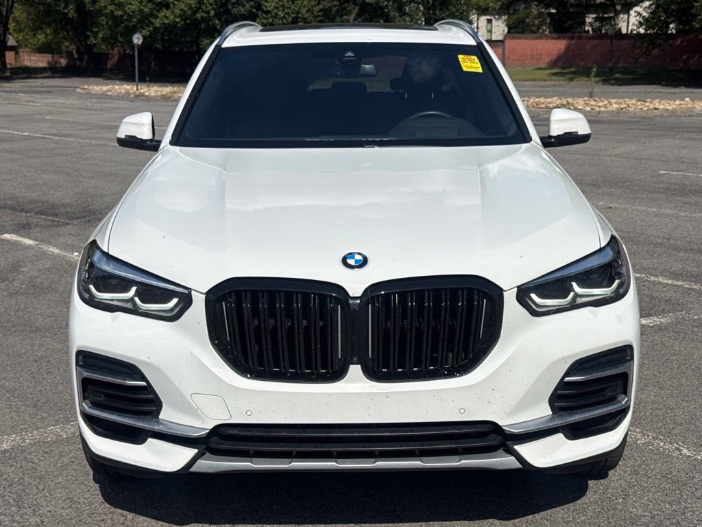 Used 2023 BMW X5 xDrive40i AWD/4WD image 2